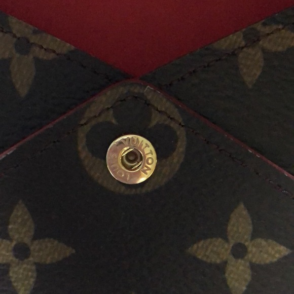Authentic Medium Louis Vuitton Kirigami Pouch - Picture 5 of 8